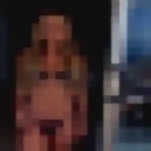 Contacte Adelaide, 19 ans à Saint-Priest en privé