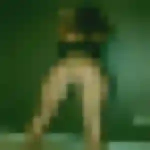 Profil de Cecile à Saint-Saturnin-lès-Avignon (25 ans) - rencontre cougar discret