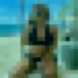 Contacte Brune, 23 ans à Sainte-Suzanne gratuitement