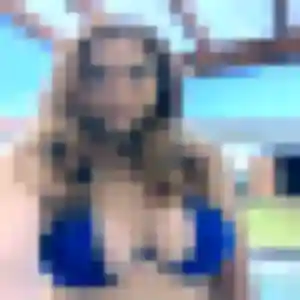 Charline, 33 ans, en ligne à Santes pour une rencontre coquine