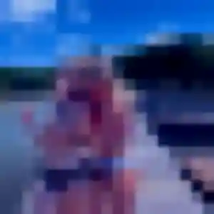 Photo exclusive de Charlotte, 19 ans à Sully-sur-Loire - plan discret