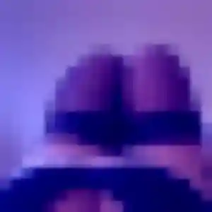 Louna, 21 ans, en ligne à Talange pour une rencontre coquine
