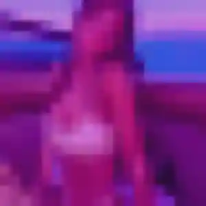 Celine, 20 ans, disponible à Thiais pour un rencontre cougar