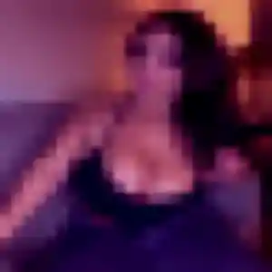 Photo privée de Adeline, 33 ans à Vierzon - plan discret