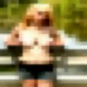 Perrine, 37 ans, connectée à Villemur-sur-Tarn pour un rencontre cougar