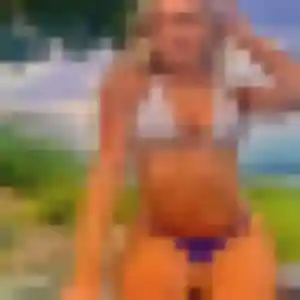 Natasha de Viry-Châtillon, 27 ans - rencontre cougar sans prise de tête