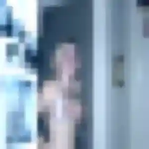 Anouk, 36 ans, connectée à Vitry-sur-Seine pour un rencontre cougar